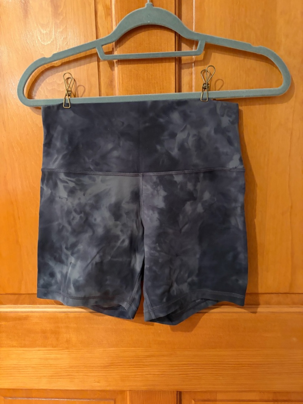 lululemon athletica grey Tie-Dye High-Rise align shorts